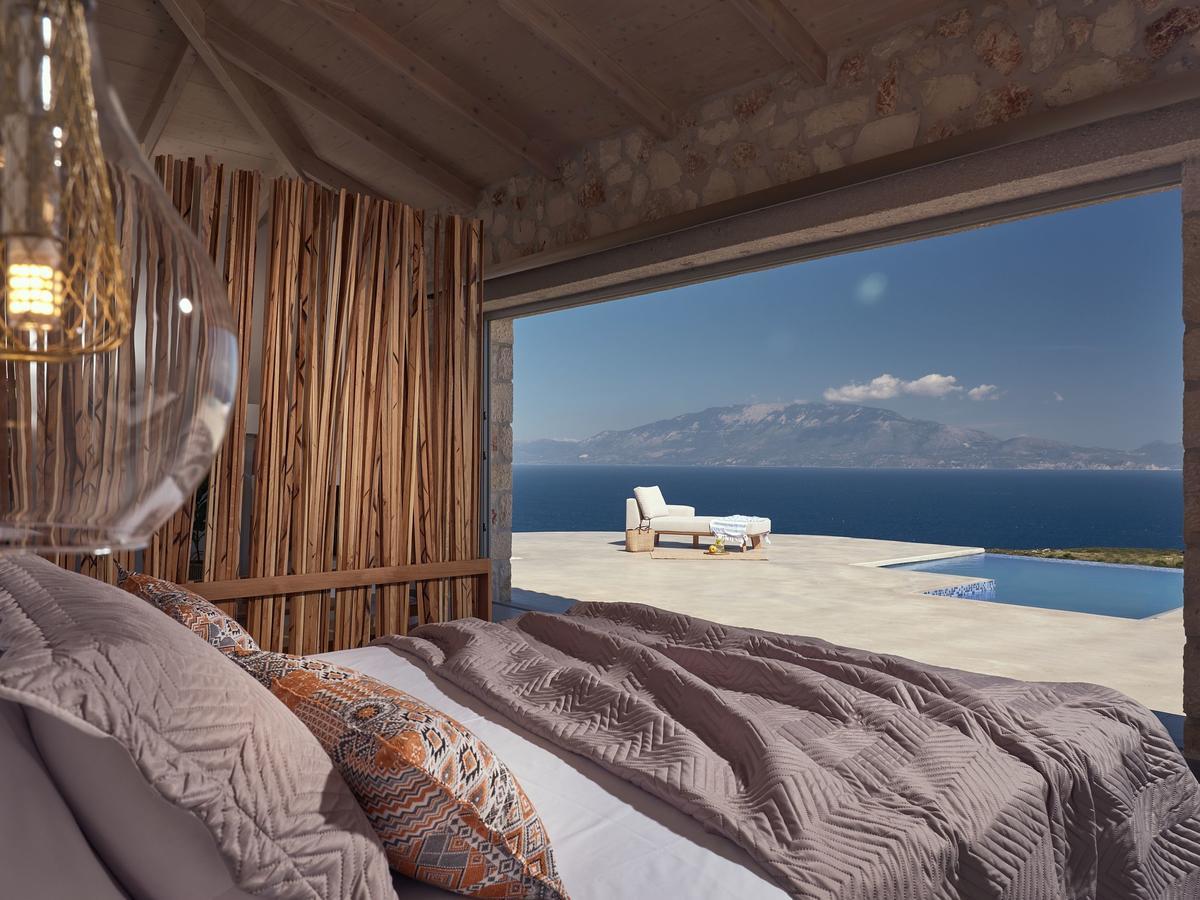 Akron Luxury Suites Koríthion Extérieur photo